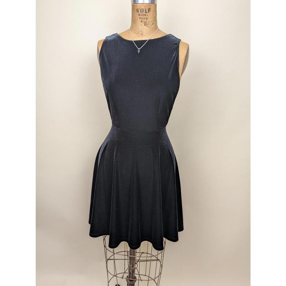 2010's american apparel velvet little black dress